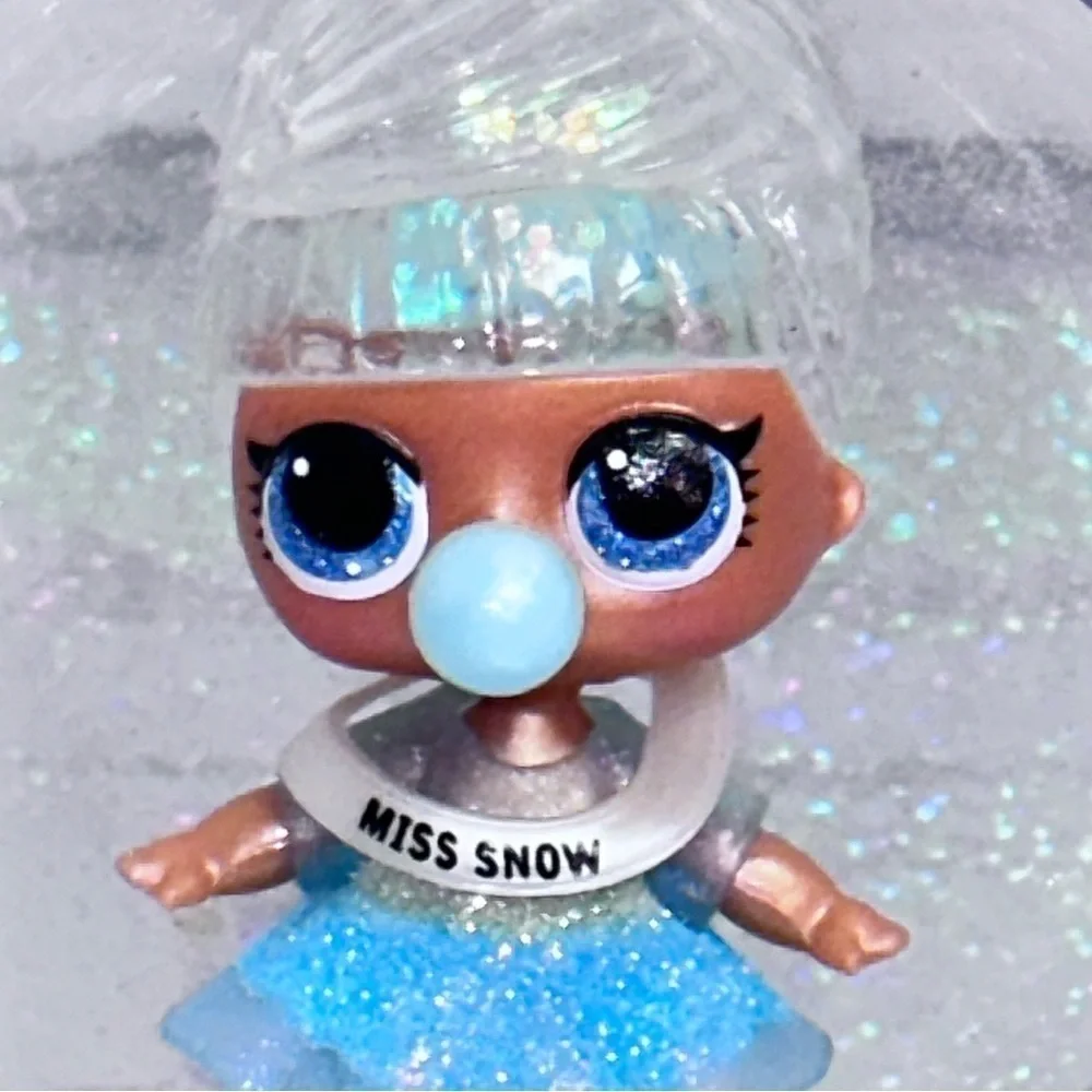 L.O.L. SURPRISE! MISS SNOW Glitter Globe Winter Disco Doll